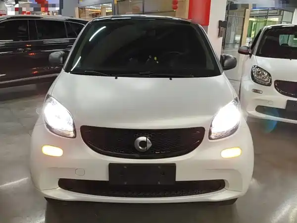 smart fortwo 2019