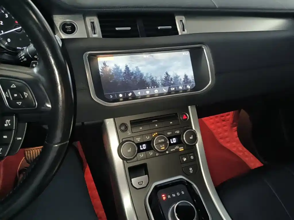 Land Rover Range Rover Evoque 2019 — фото 13