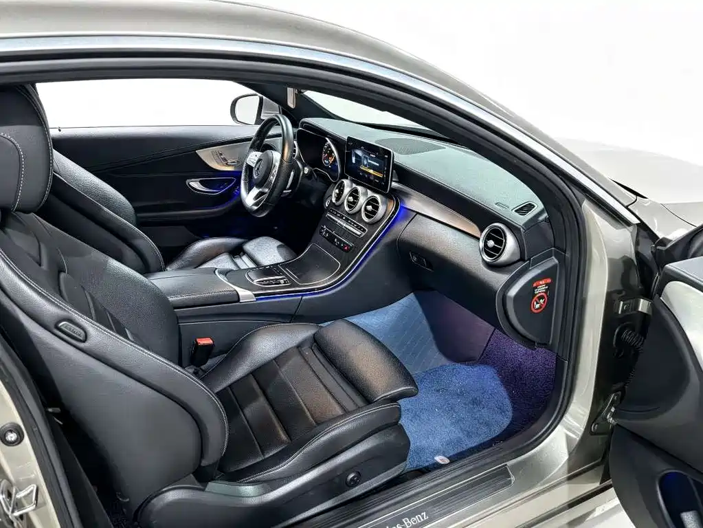Mercedes-Benz C-Class 2019 — фото 8