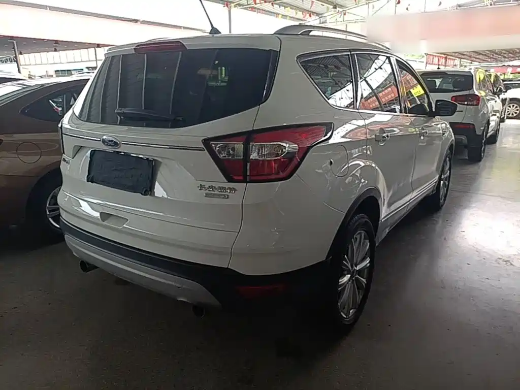 Ford Kuga 2018 — фото 7