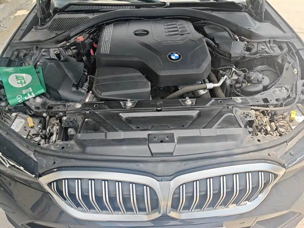 BMW 3 Series 2023 — фото 11