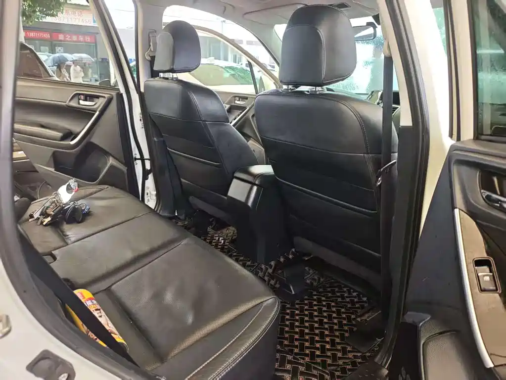 Subaru Forester 2016