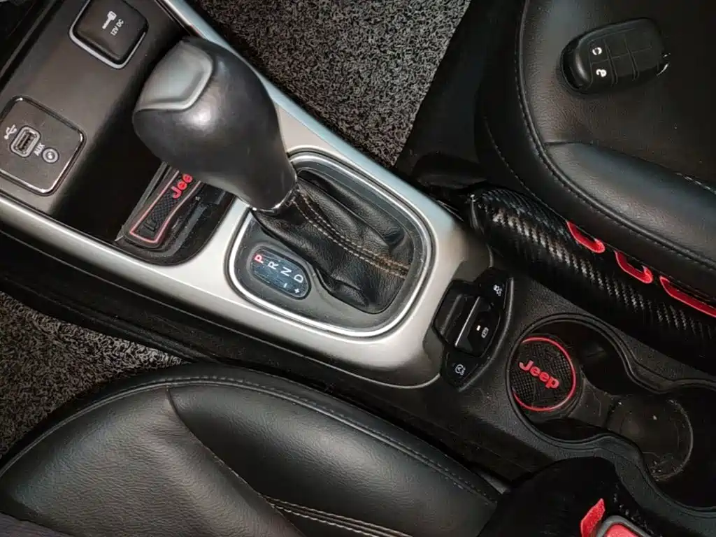 Jeep Compass 2019 — фото 14