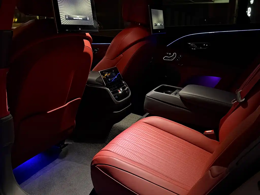 Bentley Flying Spur PHEV 2023