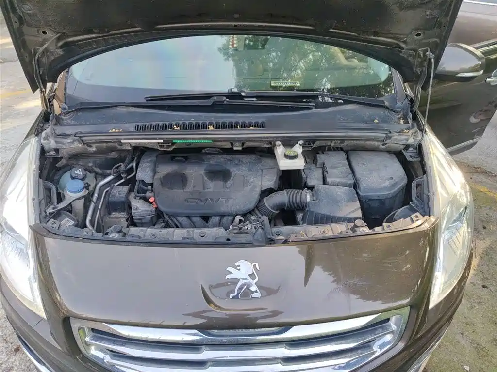 Peugeot 3008 2015 — фото 10