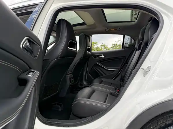 Mercedes-Benz GLA 2017