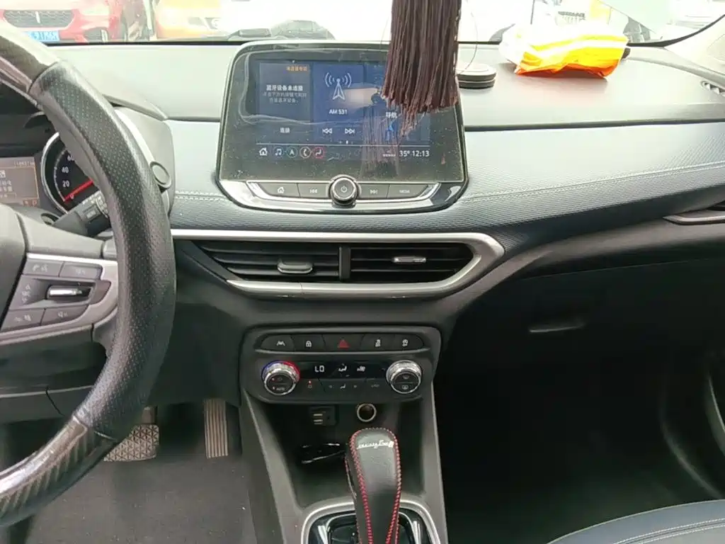 Chevrolet Trax 2019 — фото 13