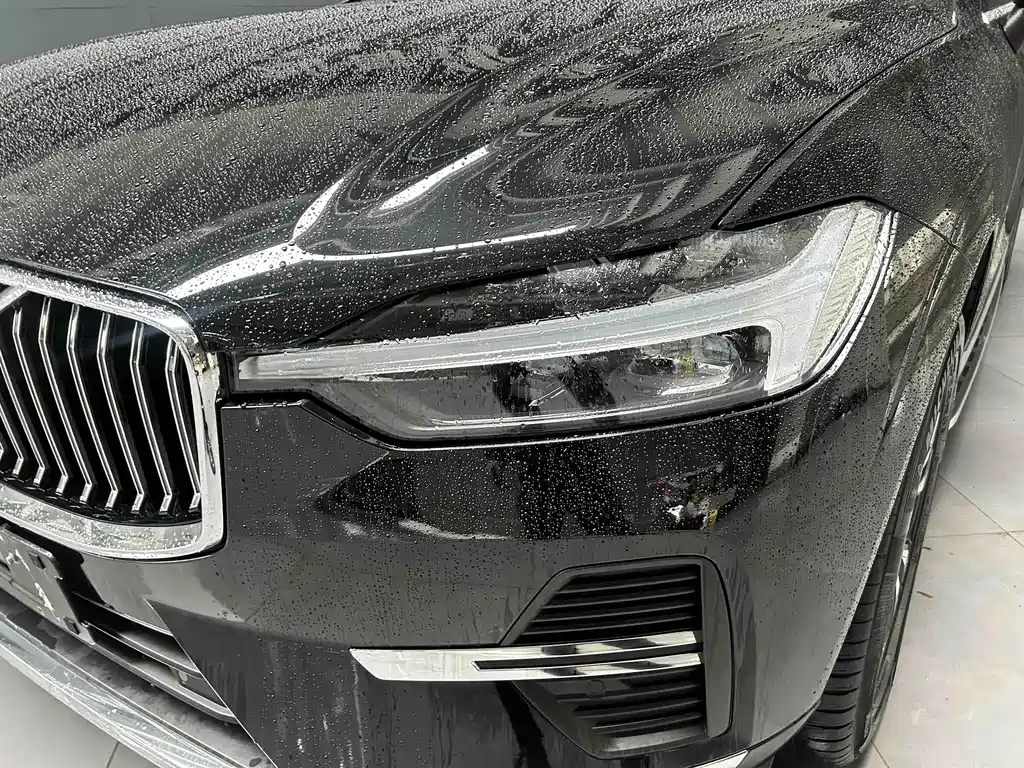 Volvo XC60 2024 — фото 19