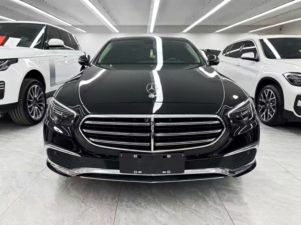 Mercedes-Benz E-Class 2023 — фото 2