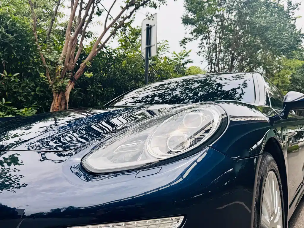 Porsche Panamera 2016