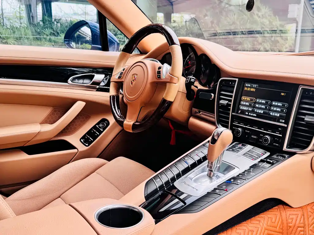 Porsche Panamera 2016