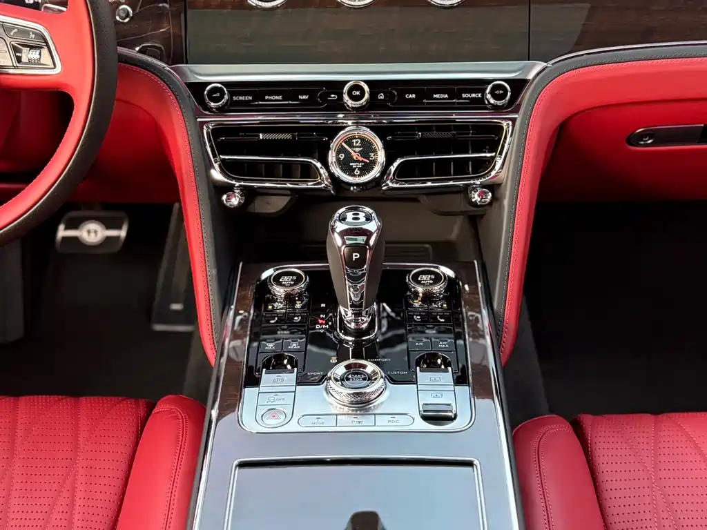 Bentley Flying Spur PHEV 2023 — фото 28