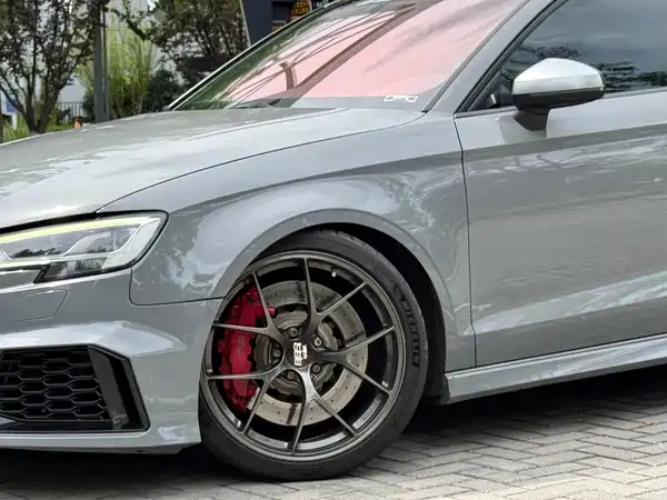 Audi RS 3 2019