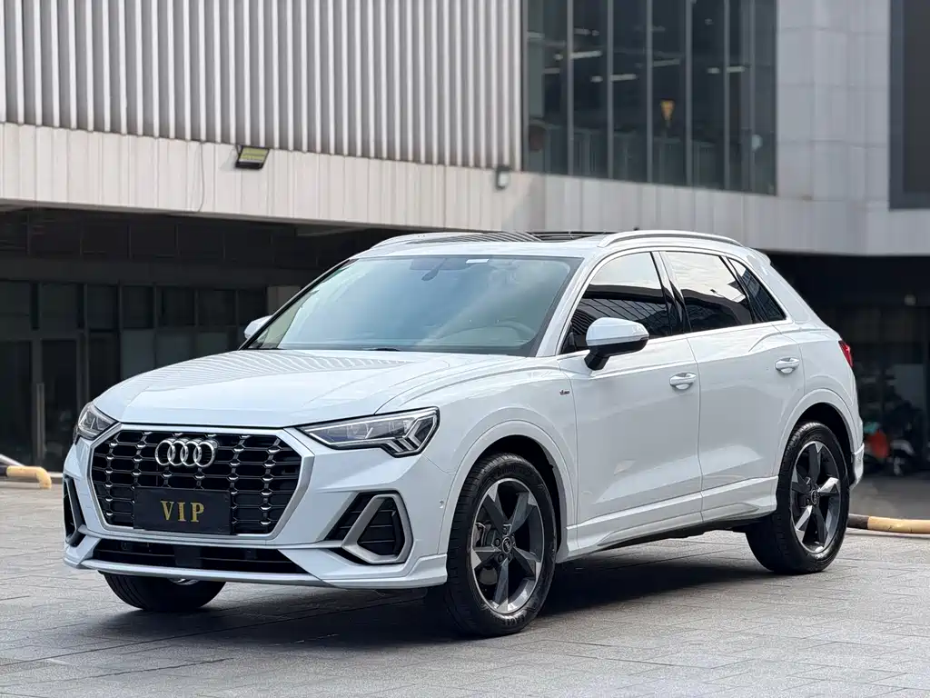 Audi Q3 2022