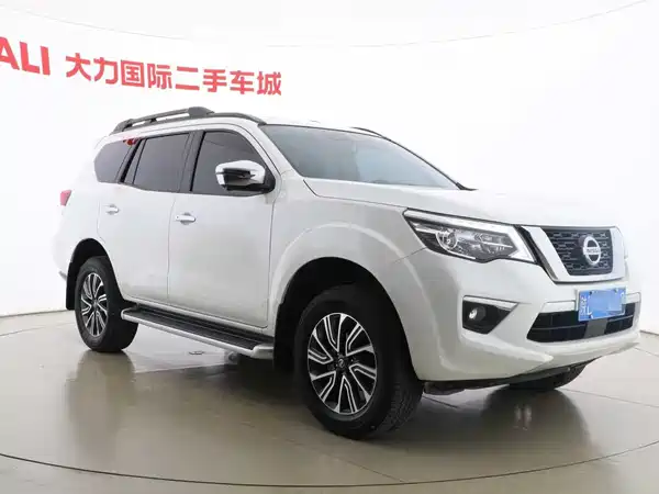 Nissan Terra 2020