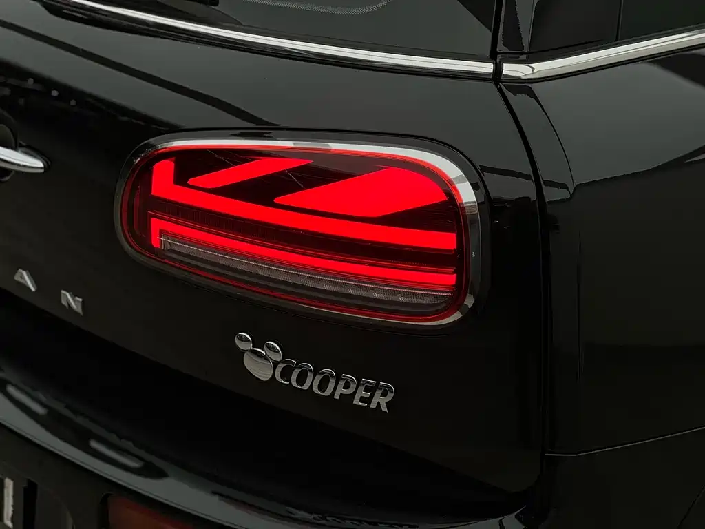 MINI Clubman 2020 — фото 24