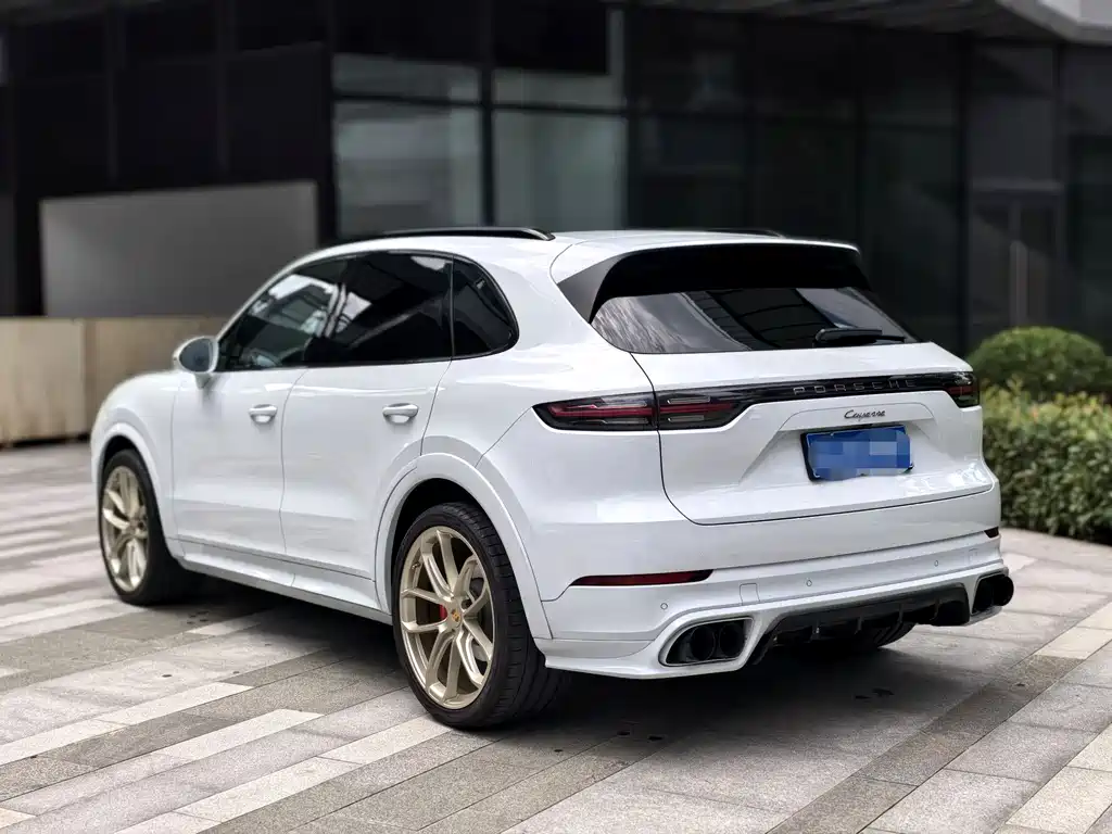 Porsche Cayenne 2018 — фото 7