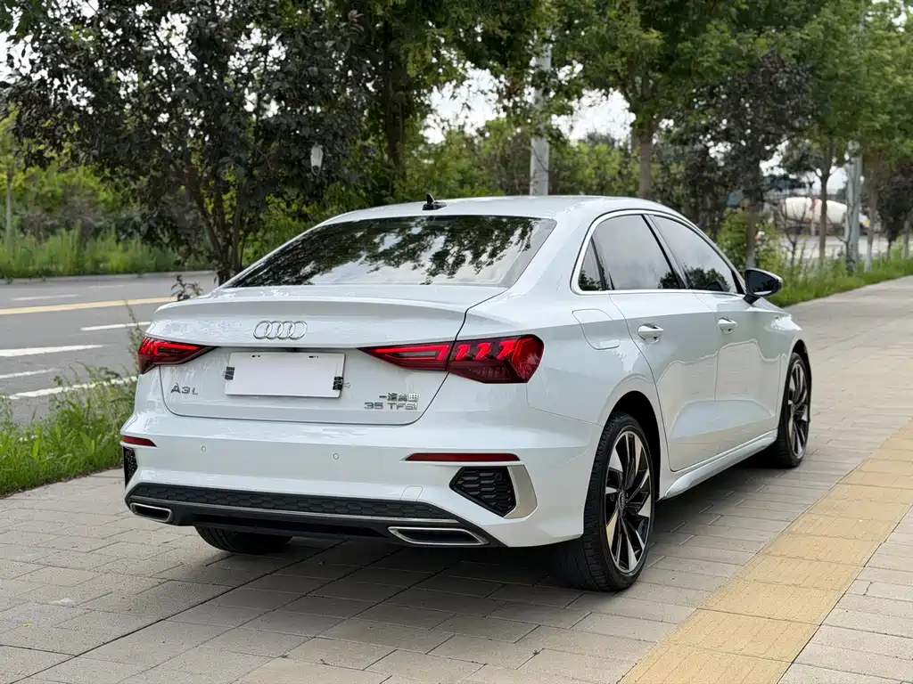 Audi A3 2022 — фото 20