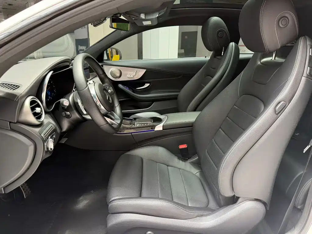 Mercedes-Benz C-Class 2020