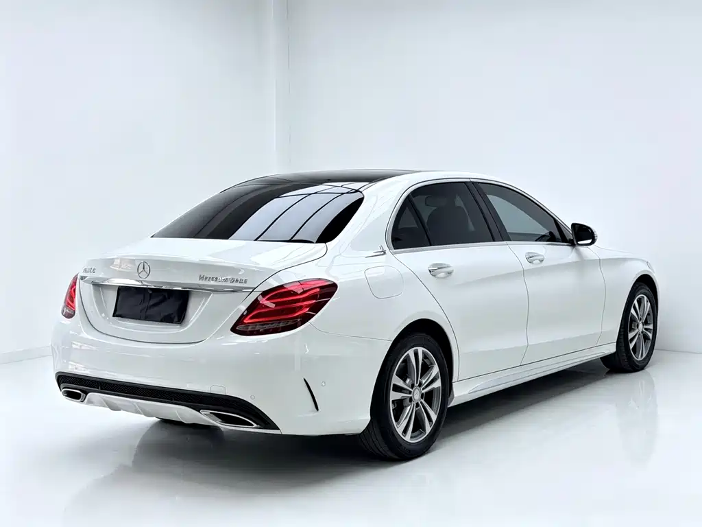 Mercedes-Benz C-Class 2015 — фото 13