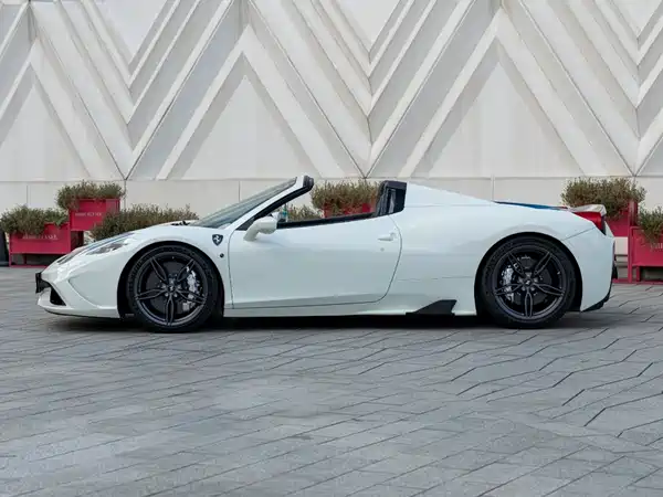 Ferrari 458 2013