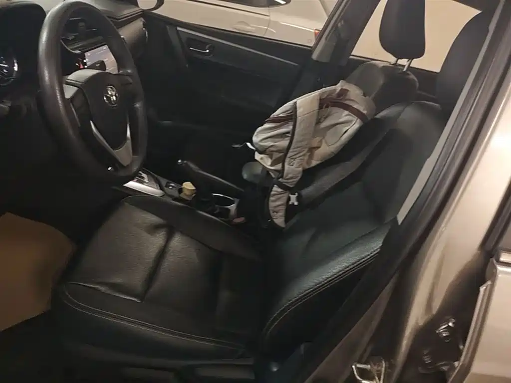 Toyota Corolla 2019 — фото 15