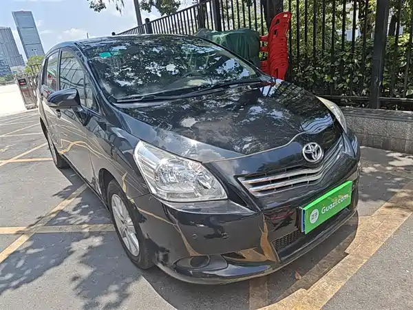 Toyota Yizhi 2014