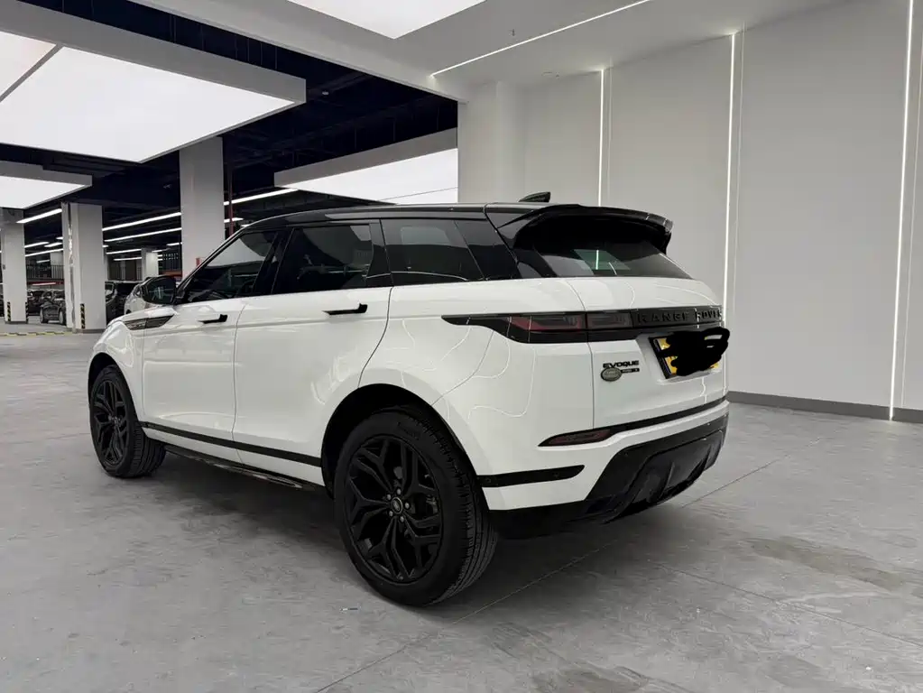 Land Rover Evoque 2021 — фото 12