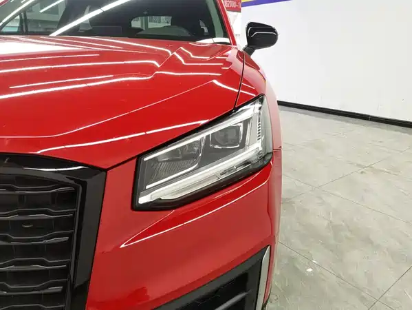 Audi Q2L 2021