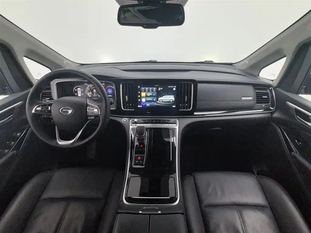 GAC Motor Trumpchi M8 2021 — фото 5