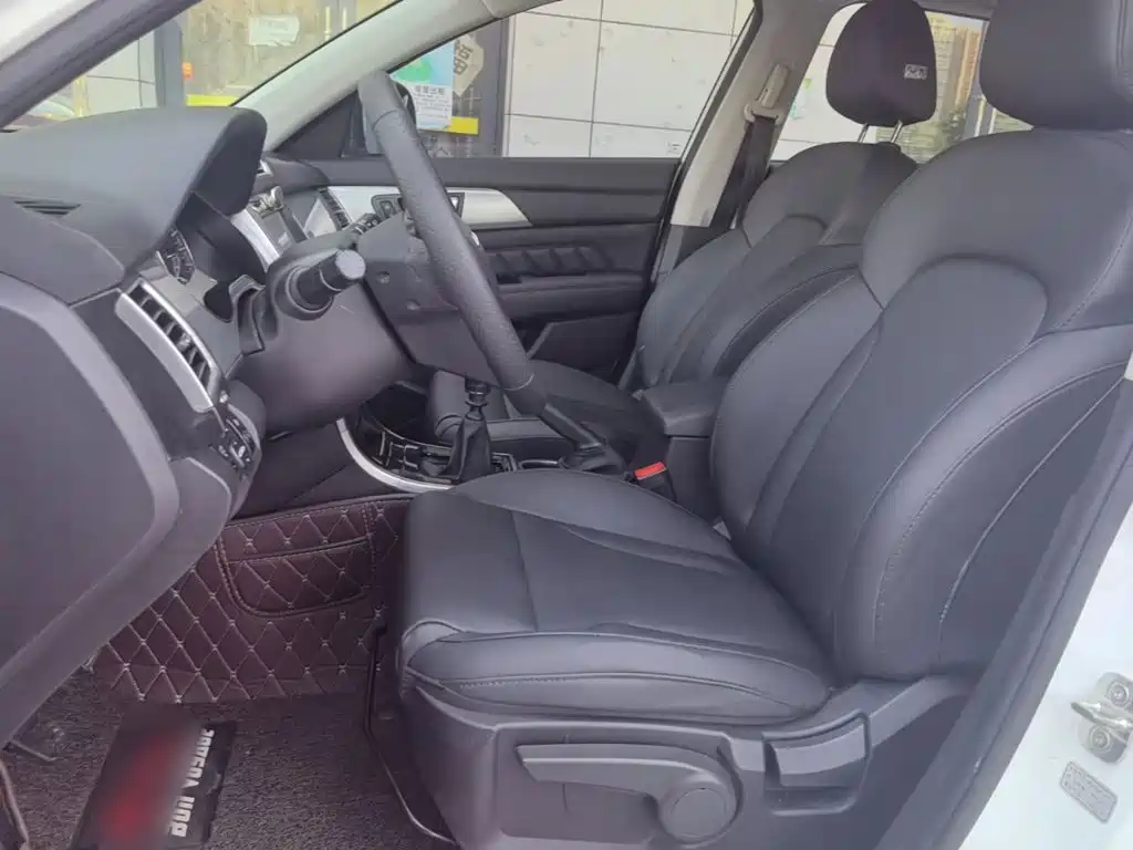 Haval H2 2015 — фото 15