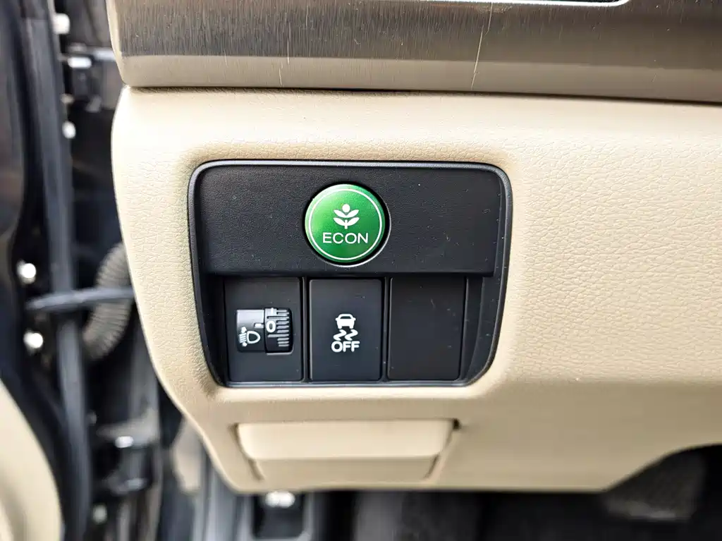 Honda Accord 2016 — фото 21