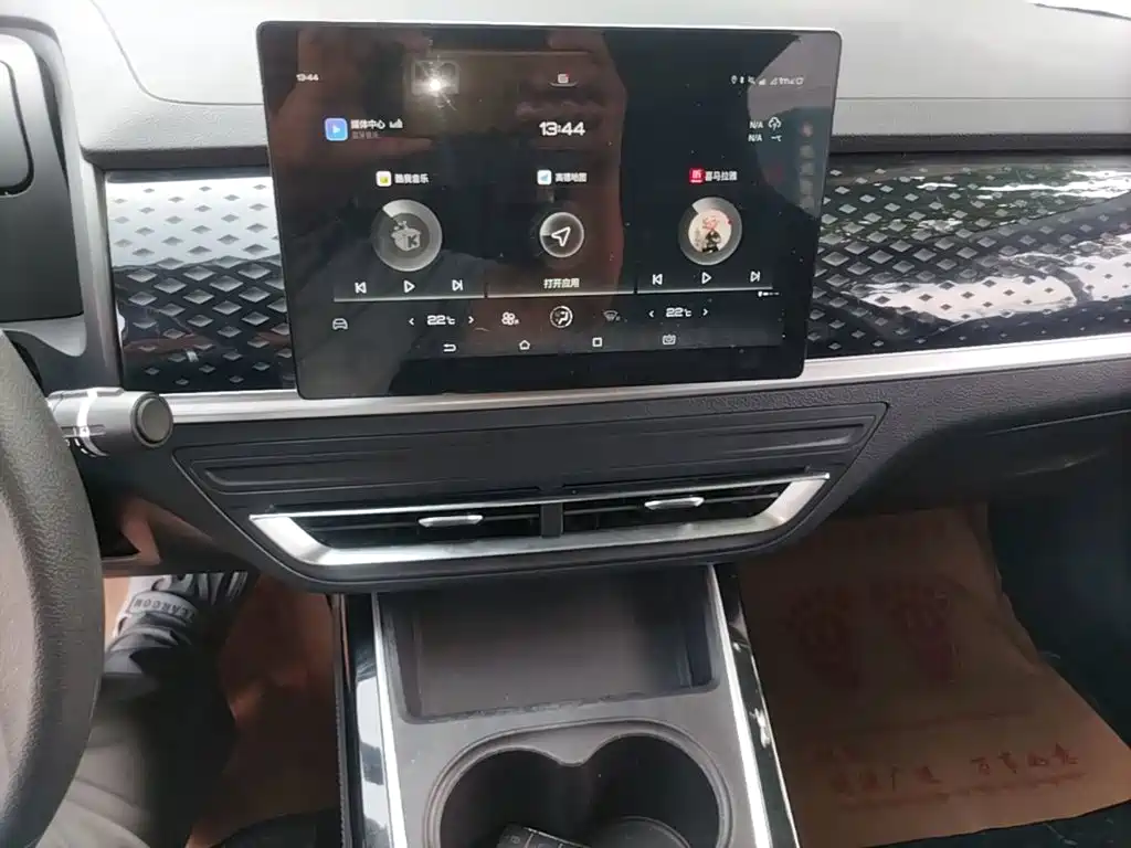 BYD Qin PLUS 2022 — фото 13