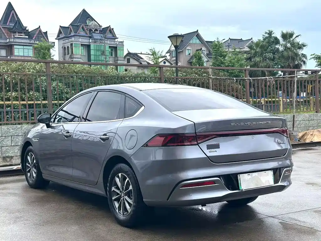 BYD Qin PLUS 2023 — фото 7