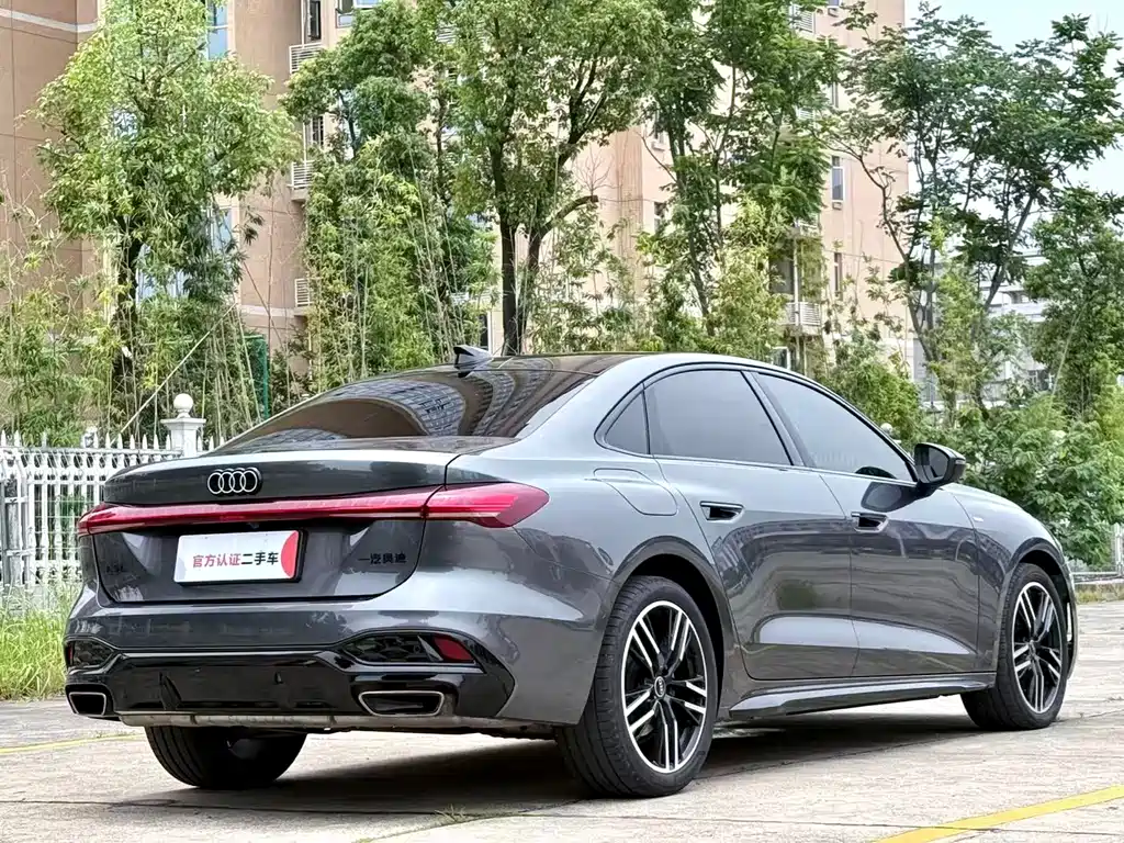 Audi A5L 2025 — фото 17