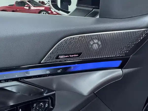 BMW 5 Series 2025