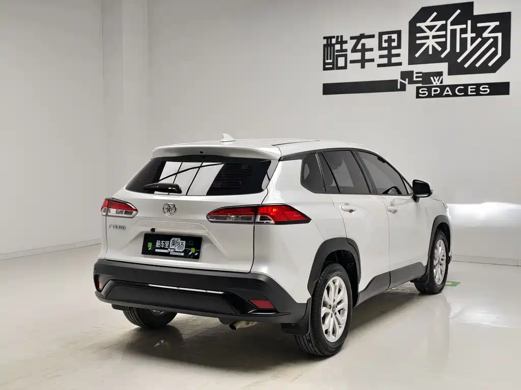 Toyota Frontlander 2023