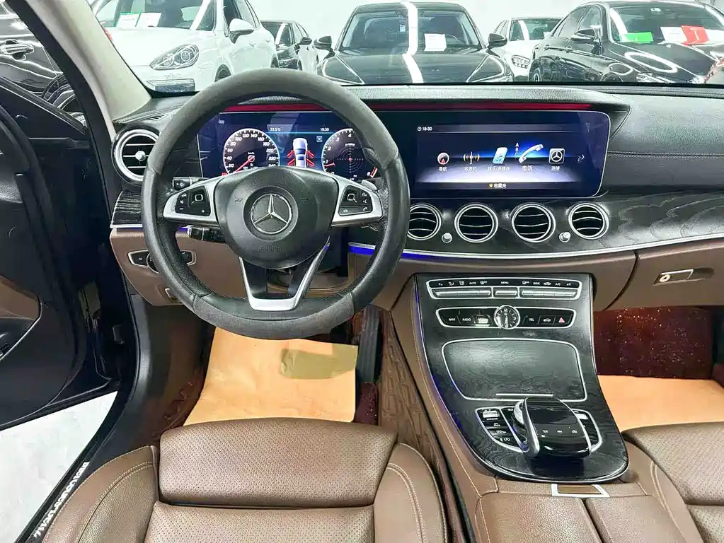 Mercedes-Benz E-Class 2018 — фото 10