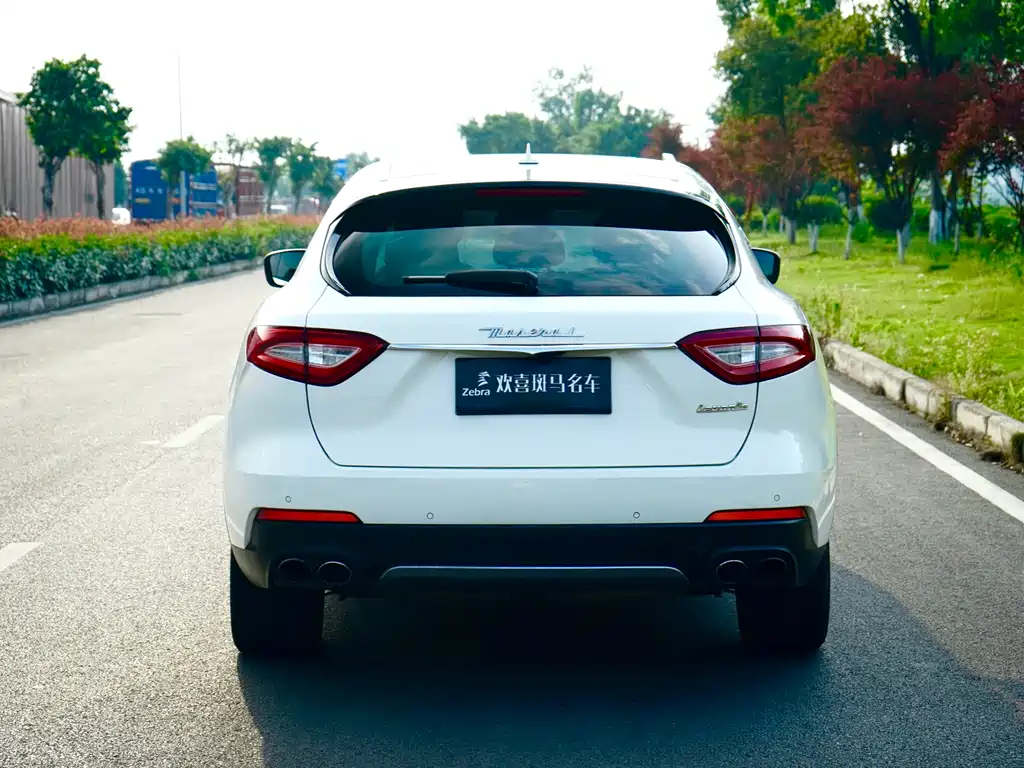 Maserati Levante 2017 — фото 4