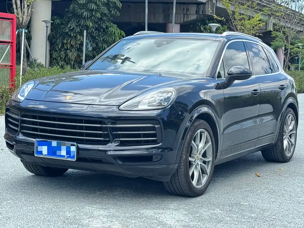 Porsche Cayenne 2019 — фото 1