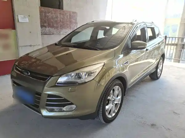 Ford Kuga 2015
