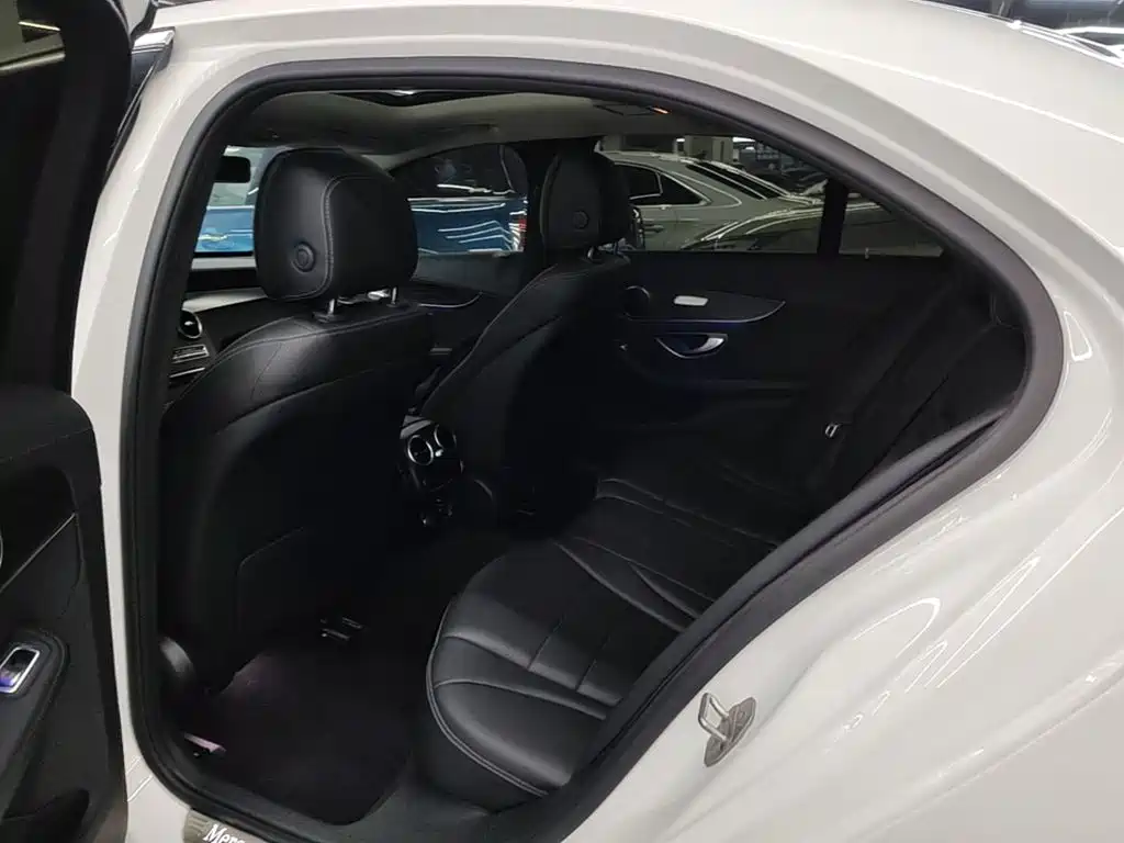 Mercedes-Benz C-Class 2021 — фото 17