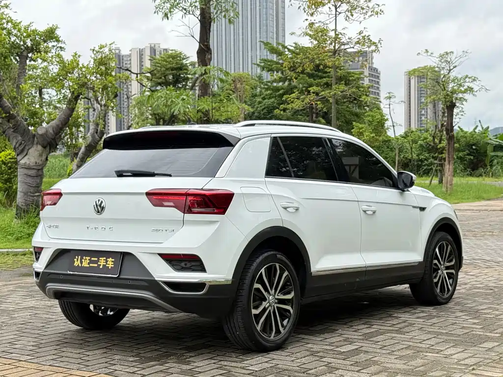 Volkswagen T-Roc 2020 — фото 12