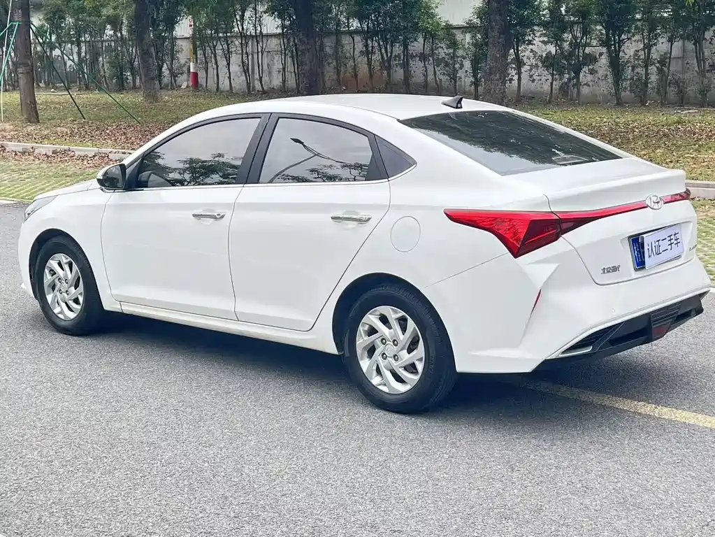 Hyundai Verna 2020 — фото 24