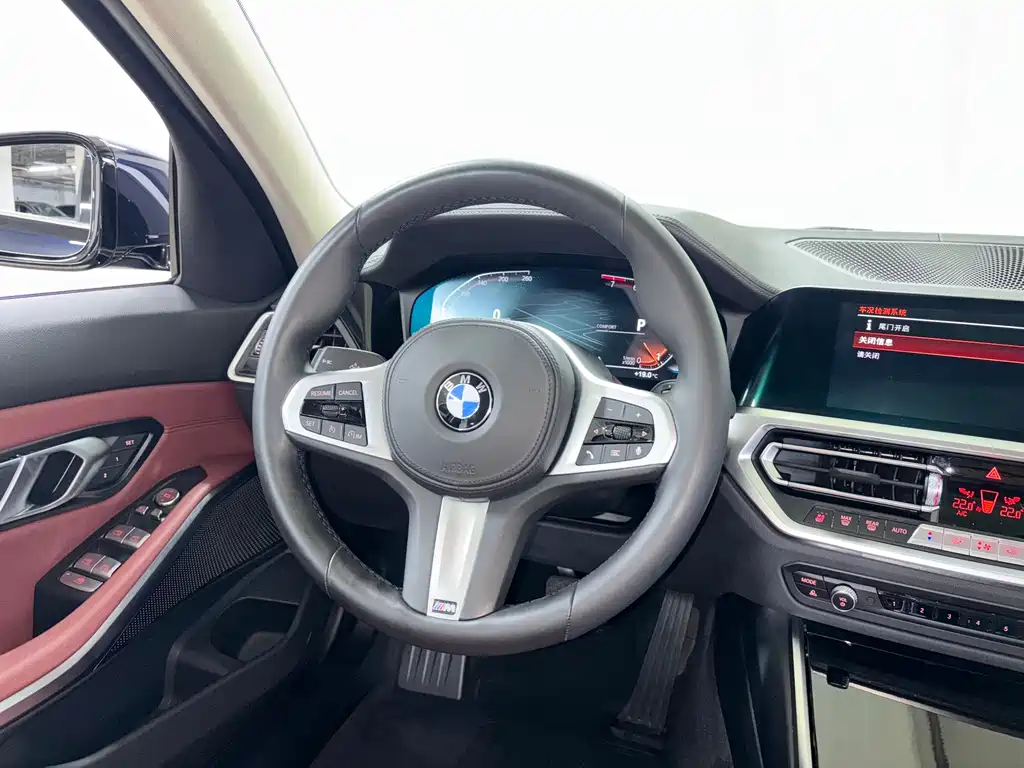 BMW 3 Series 2022 — фото 13