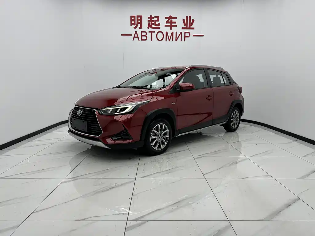 Toyota Yaris L 2022