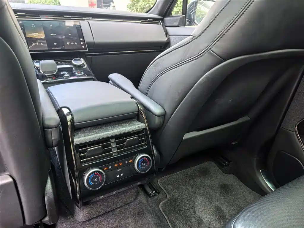 Land Rover Range Rover Sport New Energy 2025 — фото 10