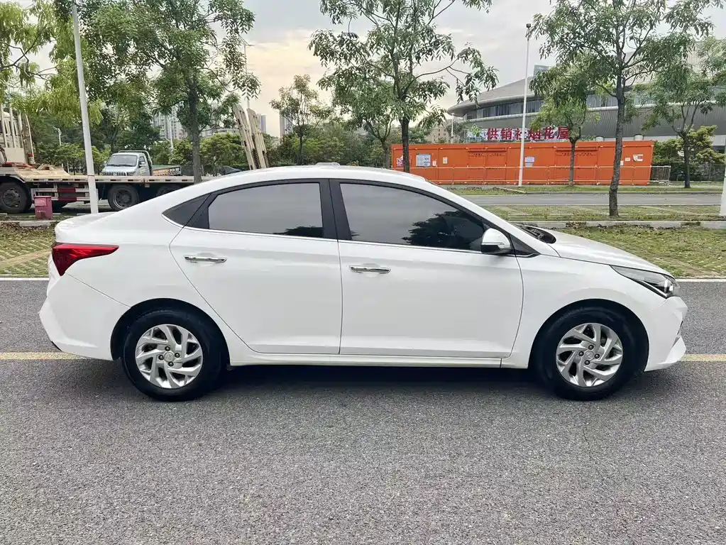 Hyundai Verna 2020 — фото 8