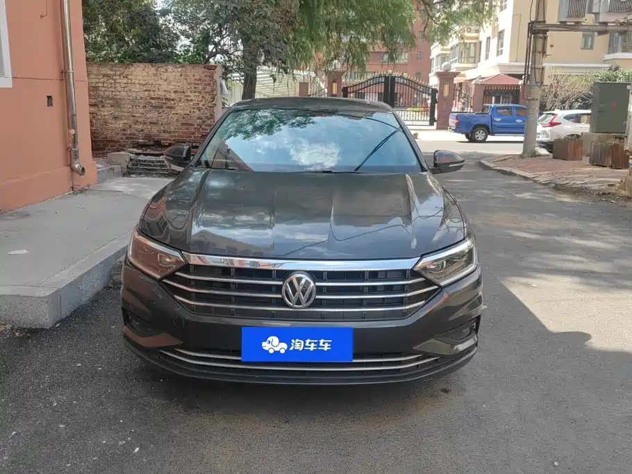 Volkswagen Sagitar 2020