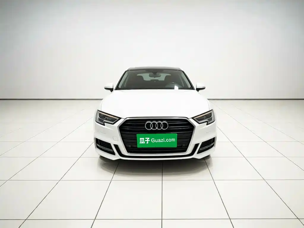 Audi A3 2017 — фото 2